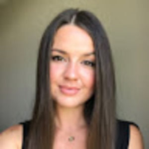 Meet your Posher, Elisa